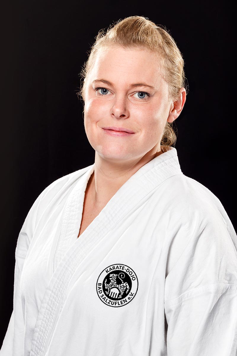 Janine Gerth Trainerin Karate