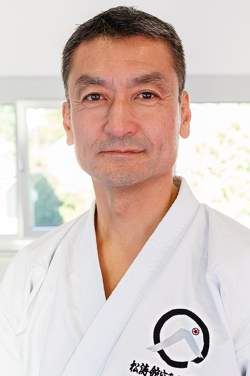 Shinji Akita