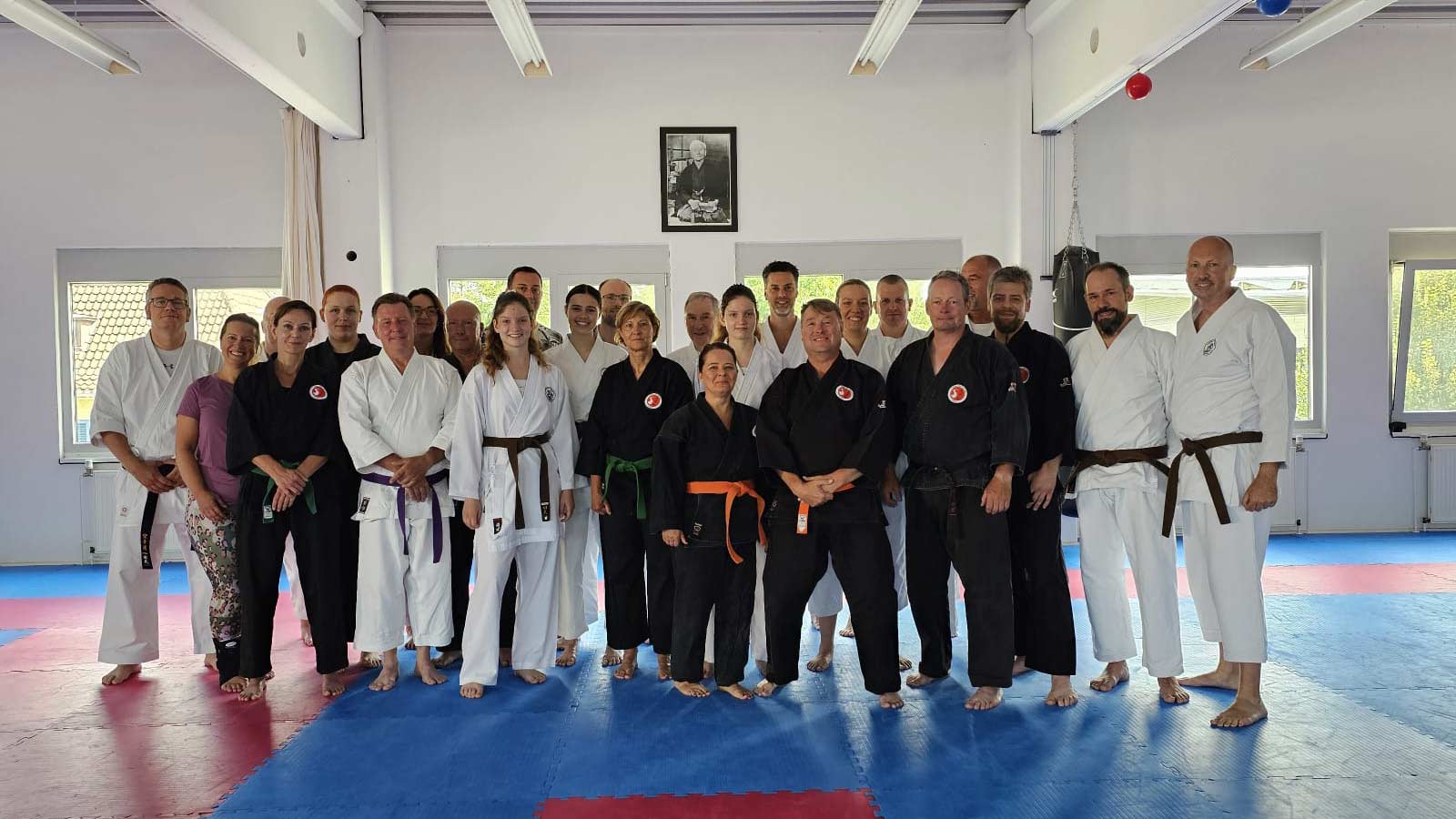 Gruppenbild Lehrgang mit Markus Wilger